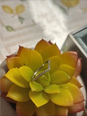 Silver V-Shape Stackable Ring with Cubic Zirconia - Elegant Silver Tone